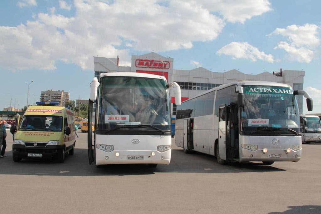images novosti2 Dorogi autobus mchs Украинские беженцы получают помощь и поддержку астраханцев