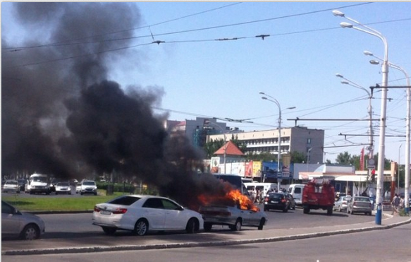 images novosti2 Proisshestviya Pozhar screenshot 18 В Астрахани у вокзала горит автомобиль