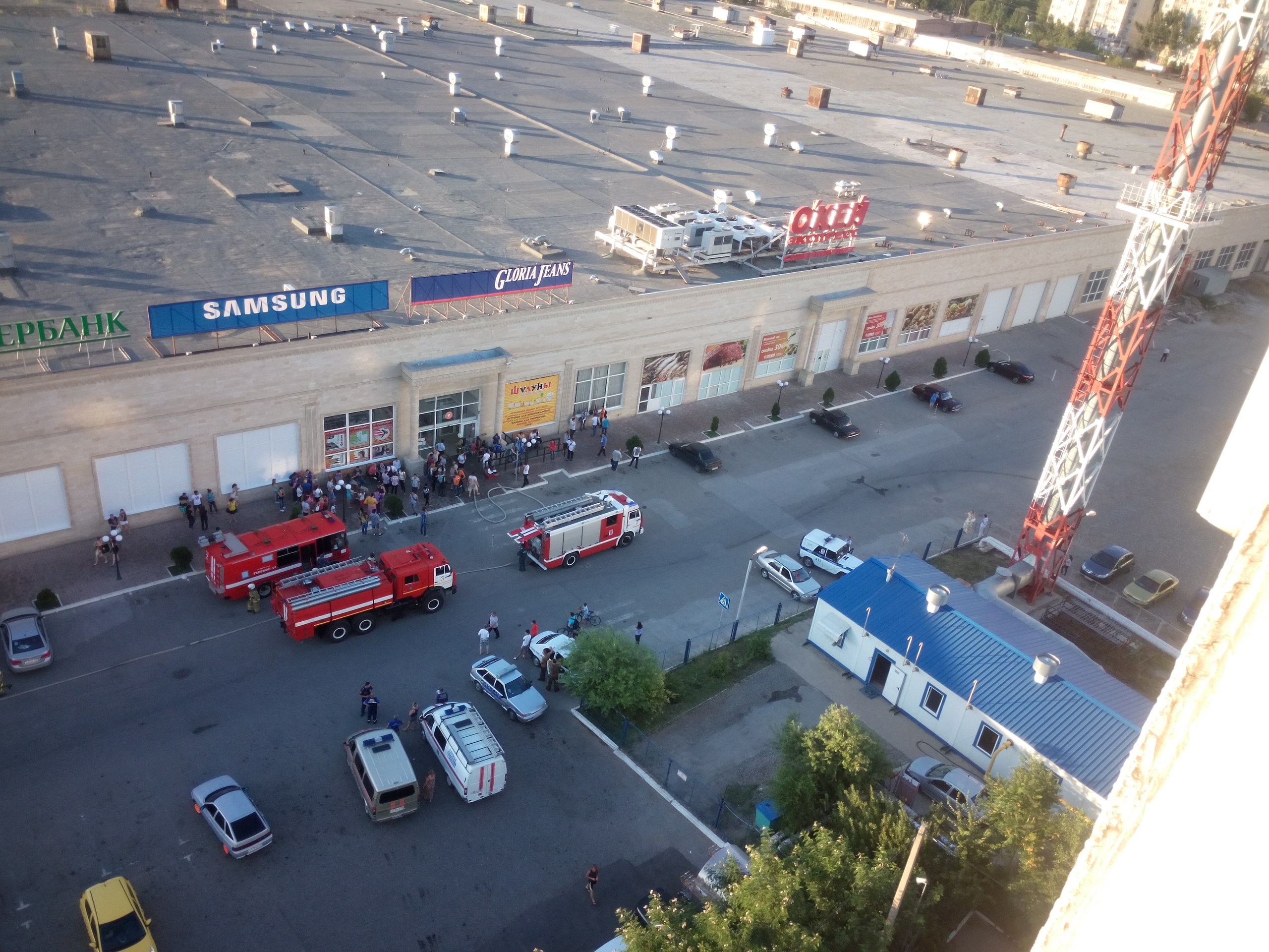 images novosti2 Proisshestviya dtkac9iofmq В Астрахани произошёл пожар в торговом центре