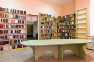 ДК в поселке Лиман При поддержке компании «Лукойл» в Астраханской области открылась библиотека нового типа