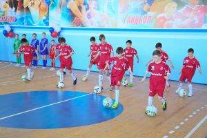 9 При поддержке Лукойла в Астраханской области открылся новый спортивный комплекс