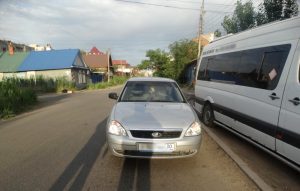 1 Астрахани в результате наезда автомобиля пострадала 2-летняя девочка