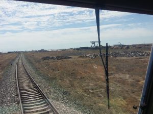 Рейд по выявлению несанкционированных свалок около железнодорожных путей состоялся в Астраханском регионе