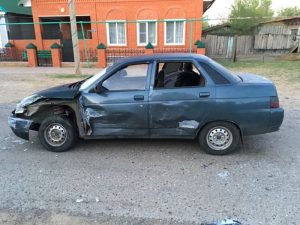 1 48 В Астраханской области автомобиль сбил двух человек, один скончался