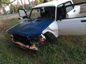 1а 18 В Астраханской области автомобиль сбил двух человек, один скончался