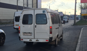 1а 1 В Астрахани полиция оштрафовала маршрутку с табуретками