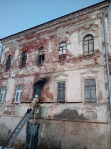 1 135 В Астраханской области горело здание монастыря