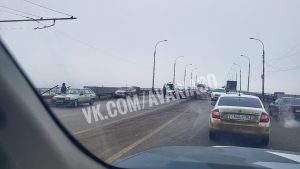 1б 6 В Астрахани на Новом мосту произошла массовая авария