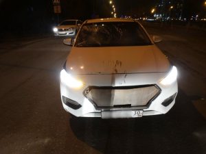 1 30 В Астрахани автомобиль сбил людей на пешеходном переходе