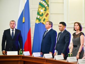 1аа 2 Правительству Астраханской области представили врио губернатора Бабушкина
