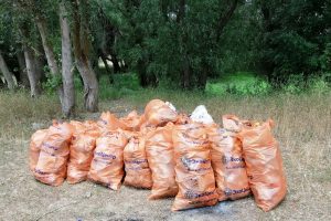 1 40 Астраханские берега зачищают от мусора