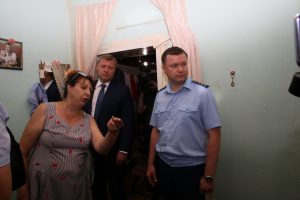 1а 25 Андрей Кикоть взял расселение аварийного жилья в Астрахани под контроль