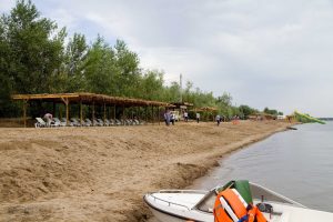 1аа 1 Сегодня в Астрахани официально открыт обновленный пляж