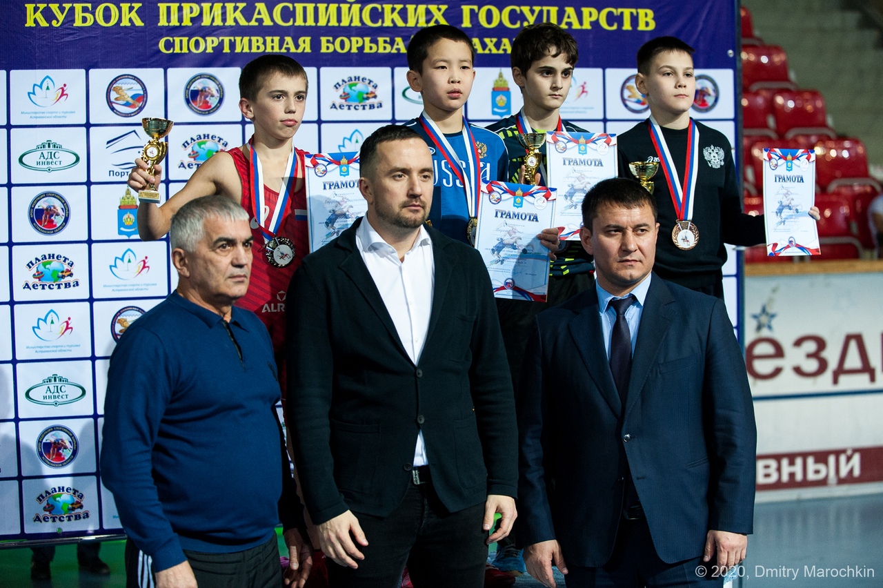 EswPo9qz9E0 В Астрахани впервые прошел международный турнир по спортивной борьбе