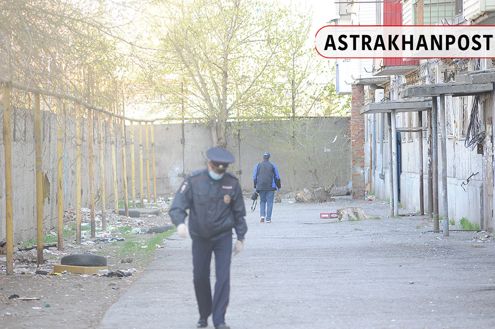 11 Об обстановке в отправленном на карантин общежитии в Астрахани: с места событий