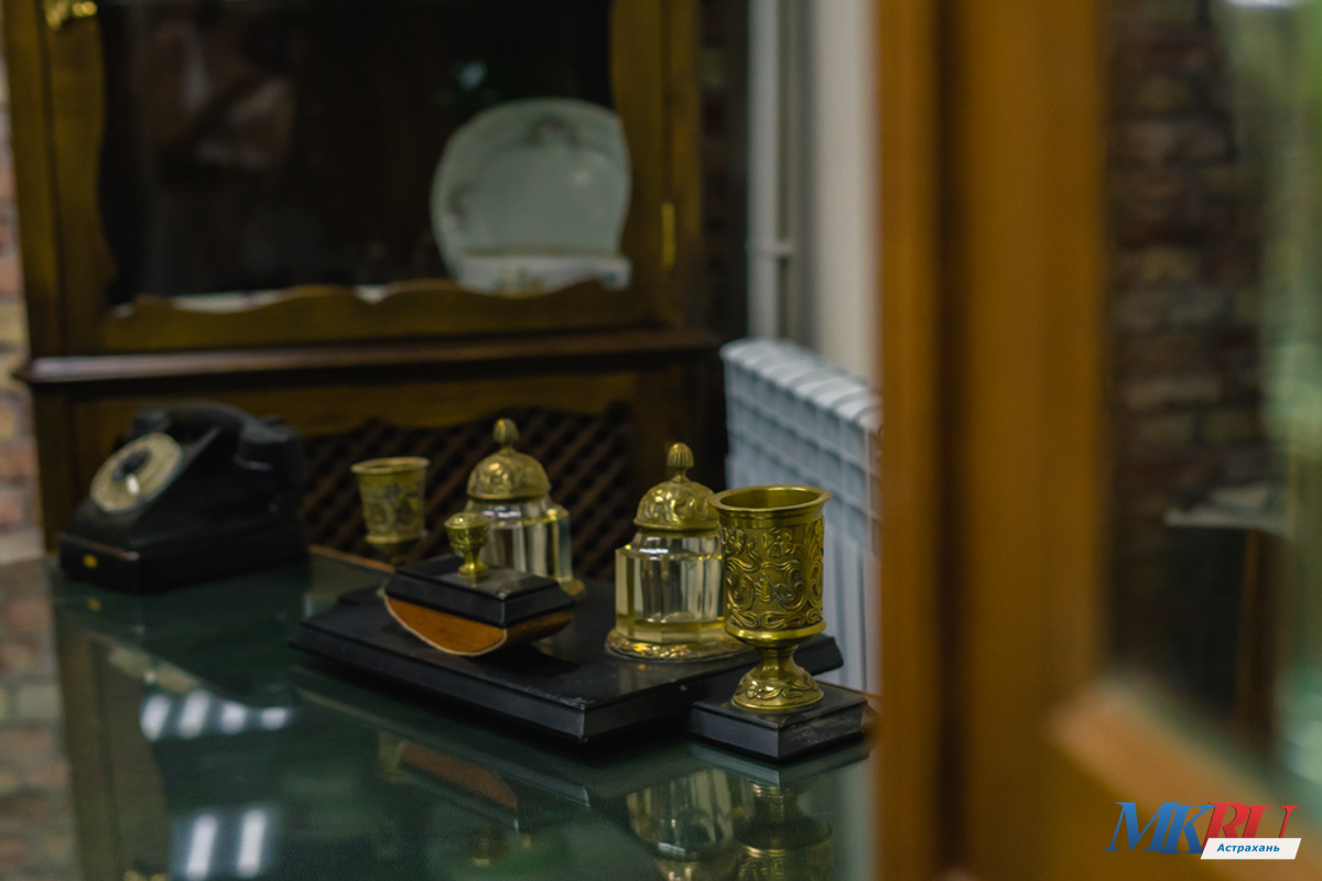 DSC00084 В Астрахани открылся музей антиквариата: показываем, какие экспонаты представлены в нем