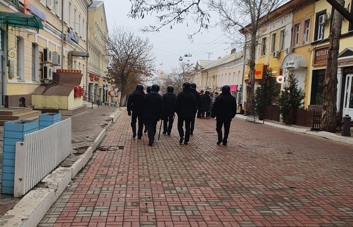 патрулирование улиц Как в Астрахани проходит несанкционированный митинг 31 января: онлайн-трансляция «Astrakhan Post»