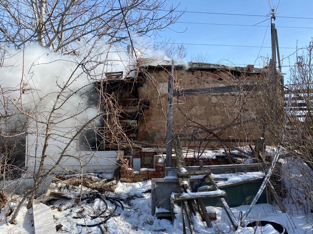 дача В Астрахани в дачном домике сгорел 62-летний мужчина