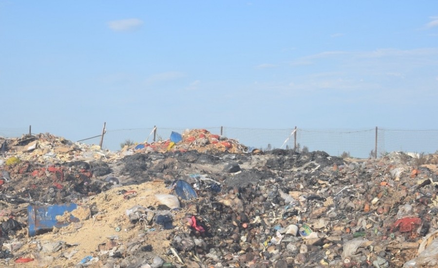 мусорная свалка в Астраханской области