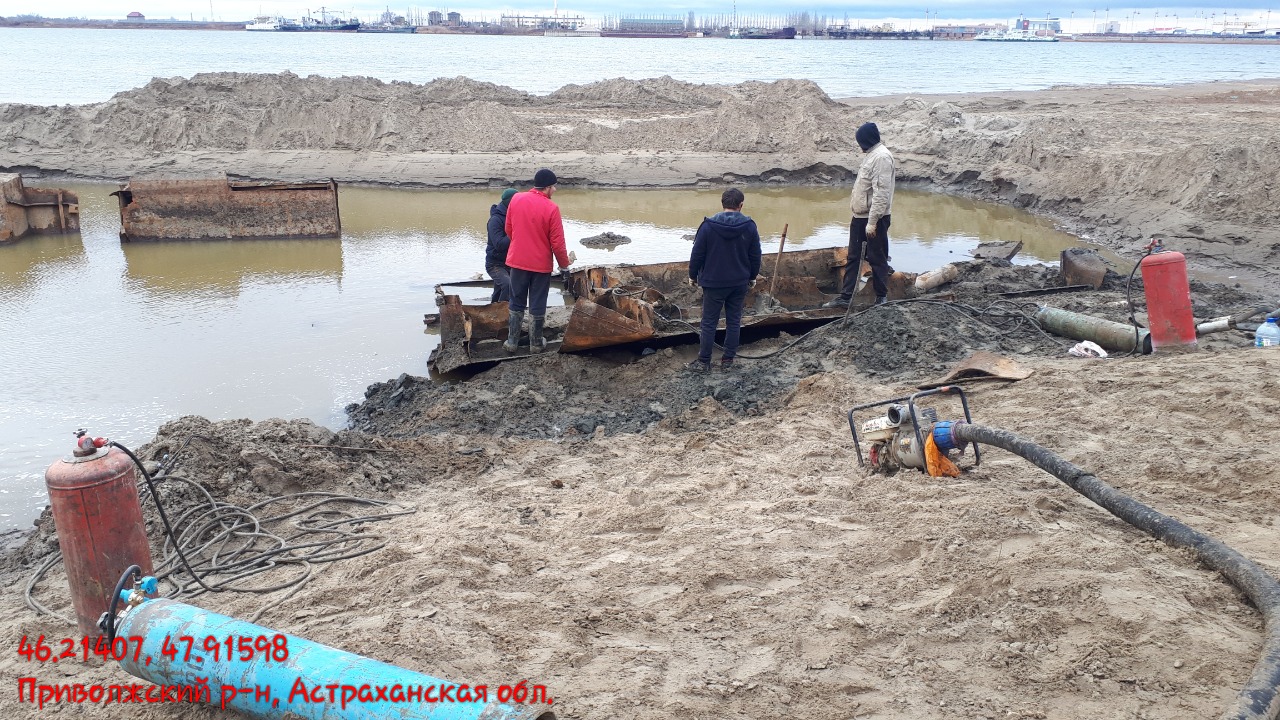 загрязнение берега в Астраханской области