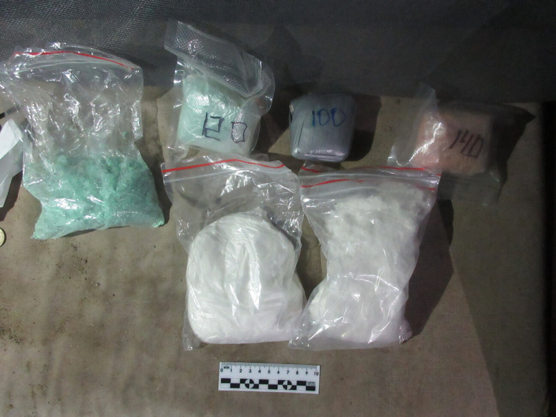 в Астрахани 5 У астраханца в сарае нашли более 1 кг наркотиков