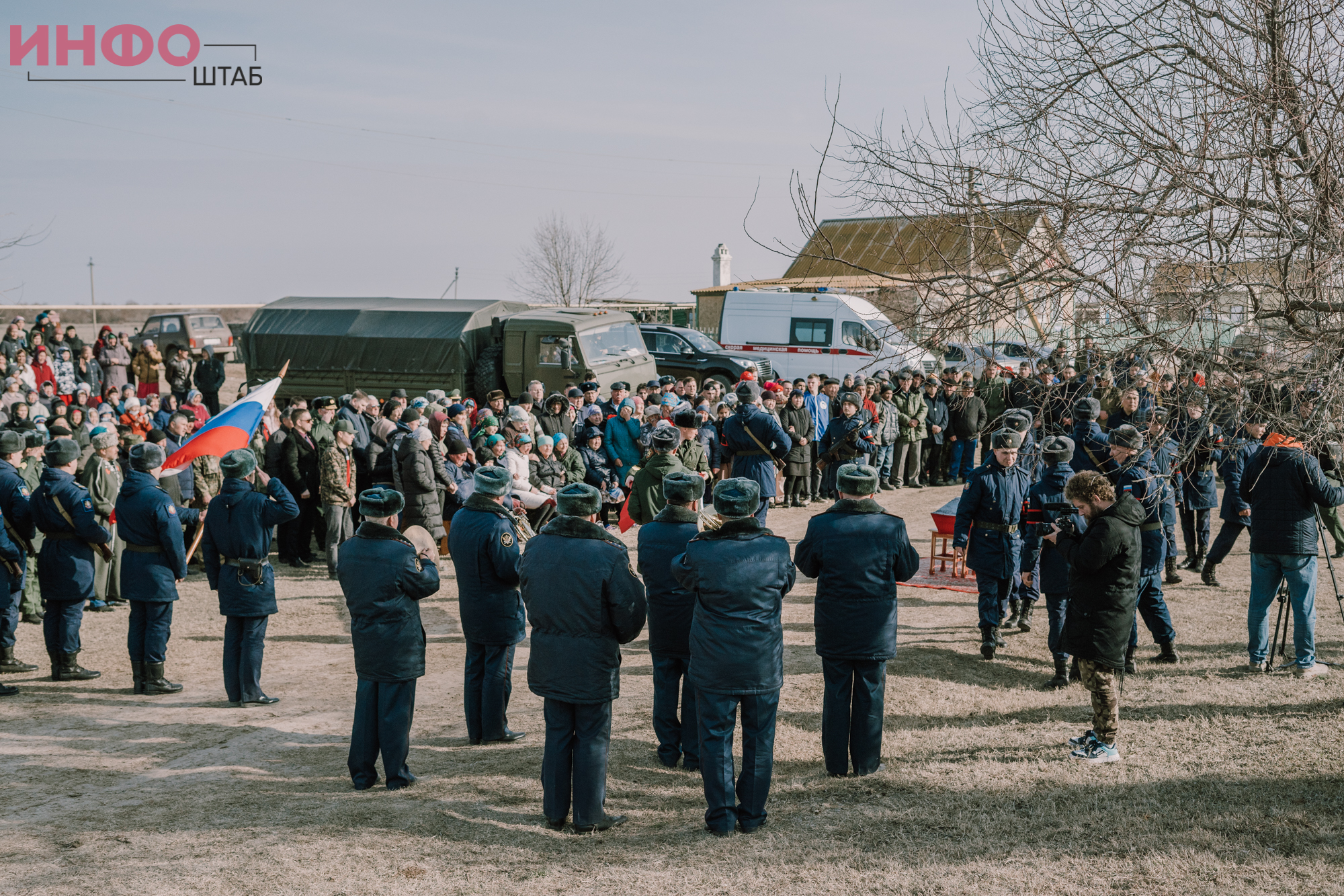 DSC05430 Знаете, каким он парнем был! Прошел митинг памяти погибшего на Украине солдата-астраханца
