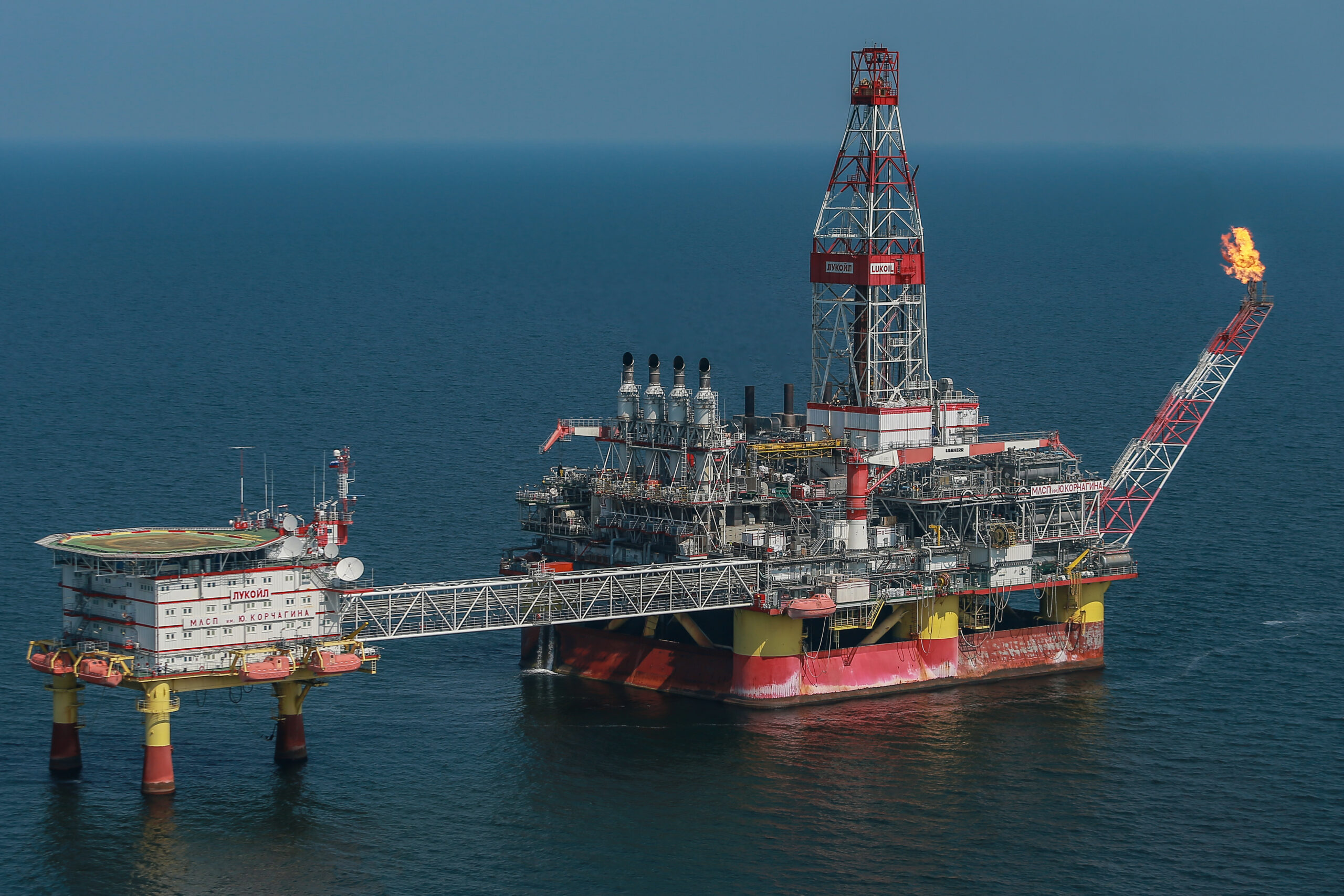 IMG 0847 scaled Каспий в Астраханской области спасали от условного разлива нефти