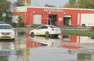 провалился автомобиль