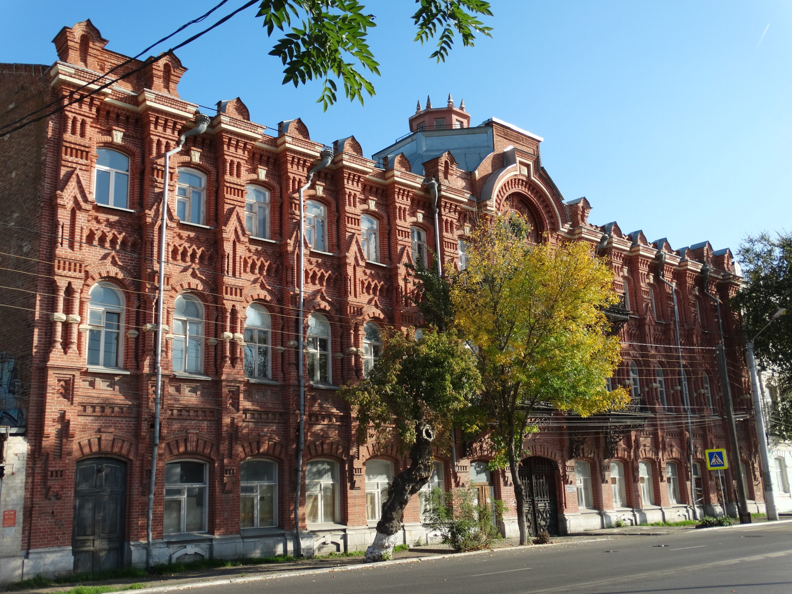историческое здание в Астрахани