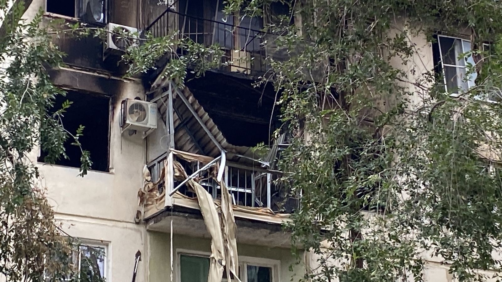 В Астрахани взрыв спровоцировал пожар в многоэтажном доме | 08.08.2023 |  Астрахань - БезФормата