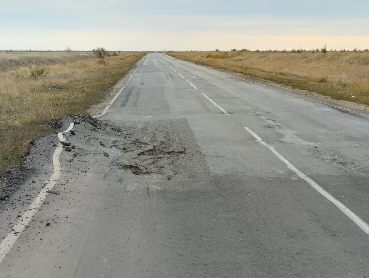 Ахтубинский участок автодороги Волгоград – Астрахань отремонтируют |  21.10.2023 | Астрахань - БезФормата